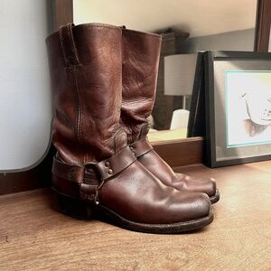 Frye 12R Harness 150th Anniversary Leather Boots - Warm Rustic Brown Size 9